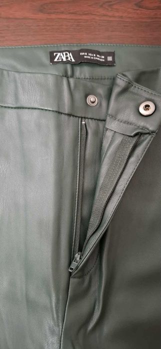 Шкіряні легінси від zara