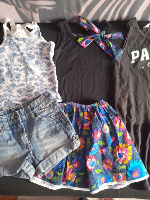 Paka ubranek  122/128