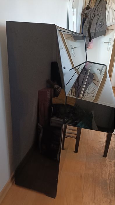 Piano acústico vertical Kawai K-15 E