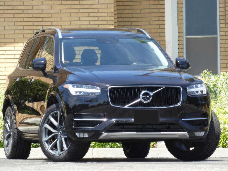 Volvo XC90      2018