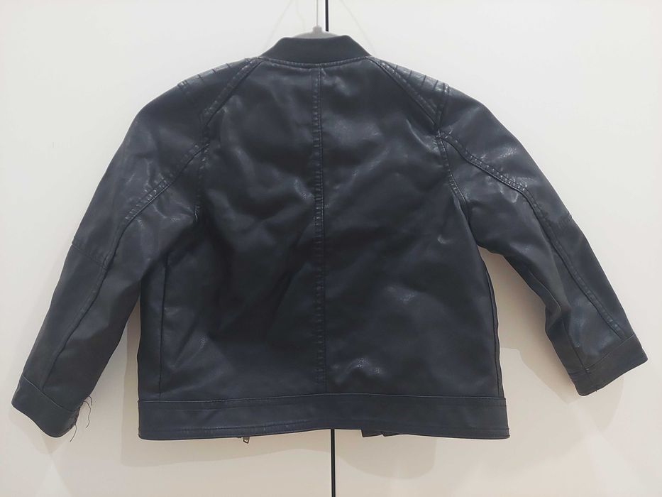 Casaco preto 5-6anos