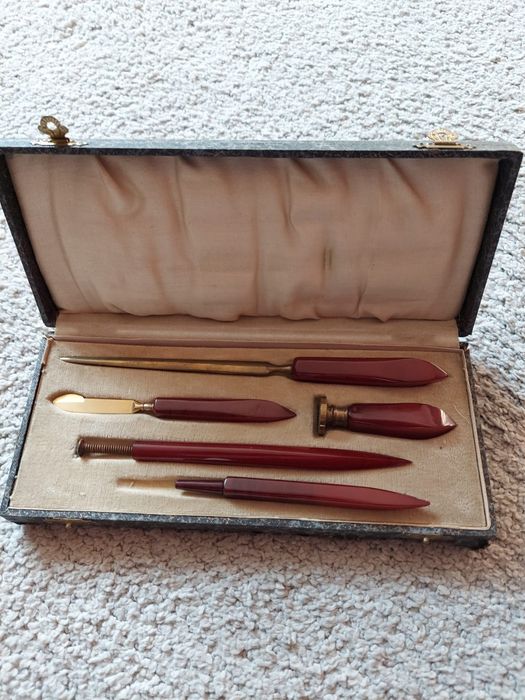 Zestaw piśmienniczy Art Deco 20-30 lata
Art Deco 20-30 lata