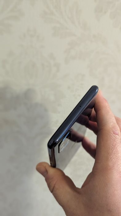 Samsung a51 4/128 гарний  стан