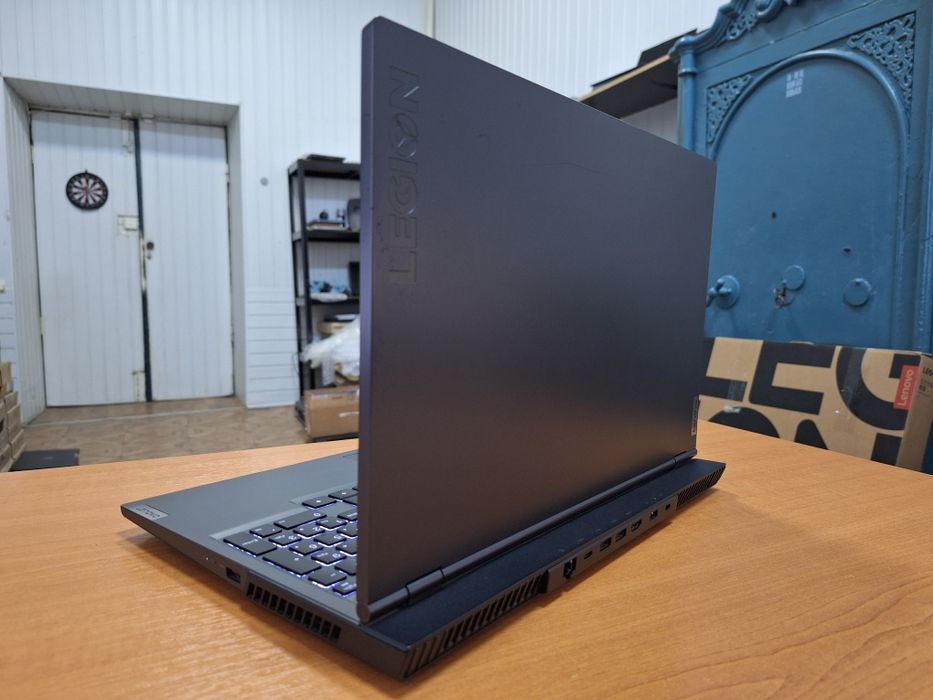 Lenovo Legion 5 15IMH05H i5-10300H GTX 1660 Ti 6Gb DDR4 16Gb SSD + HDD