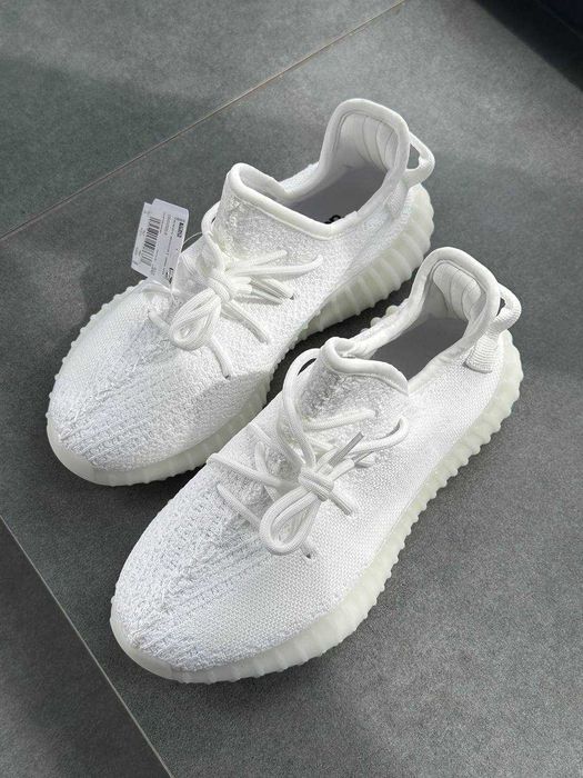 Кросівки Adidas Yeezy Boost 350 V2 Premium Triple White
