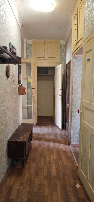 Продам квартиру в Озерному 2-кімнатна