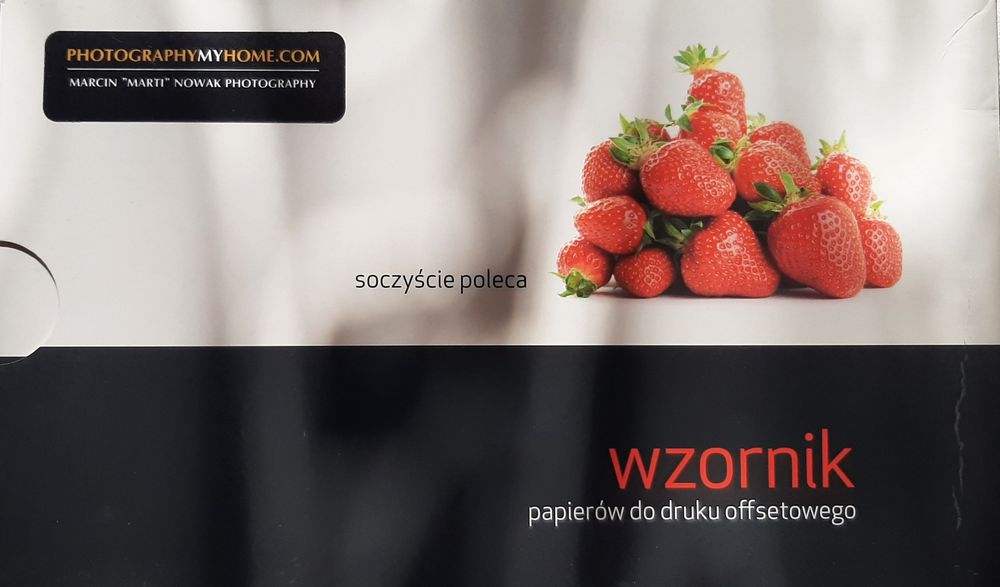 Wzornik papierów do druku offsetowego. 2 sztuki.