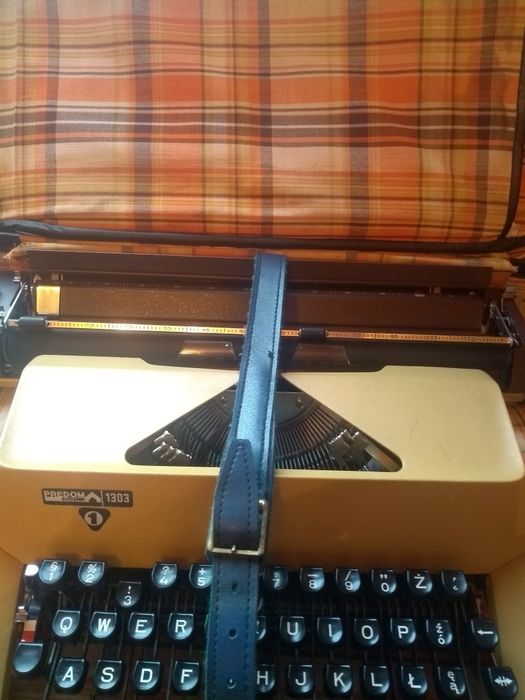 Maszyna do pisania Predom Lucznik