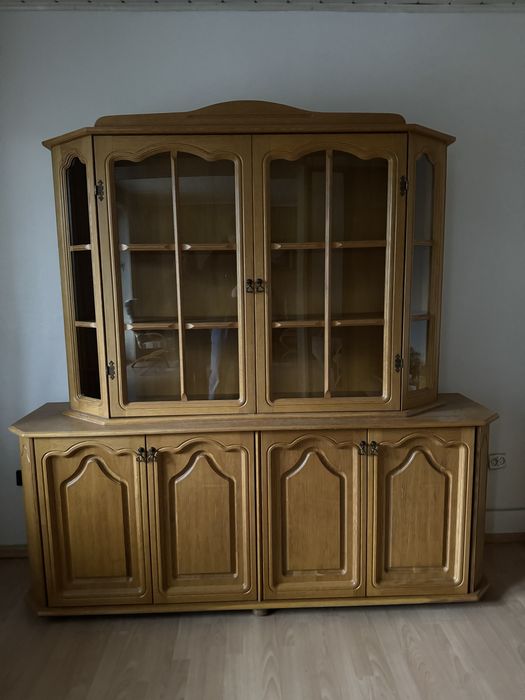 Witryna z drewna ręcznie robiona antyk