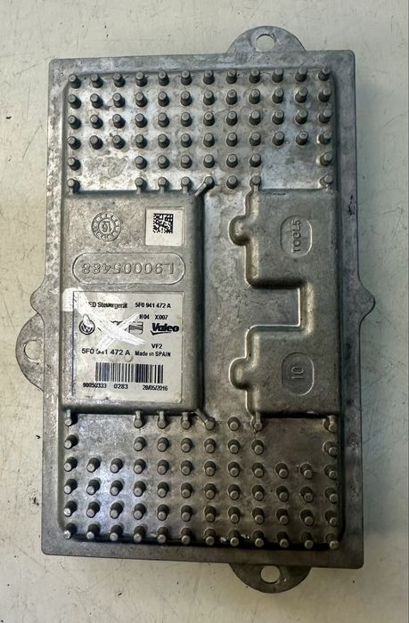 Блок фари Volkswagen E golf 7 2014-2017 рік 5F0941472A
