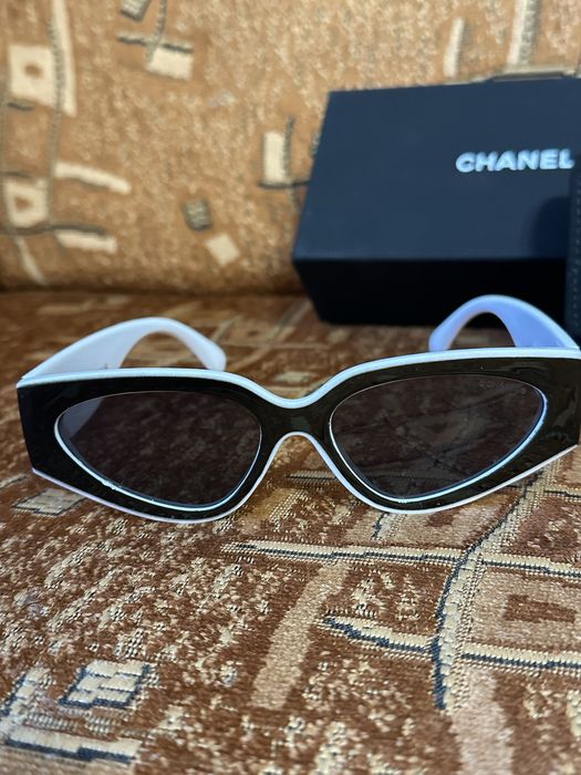 Okulary Chanel damskie z pudełkiem