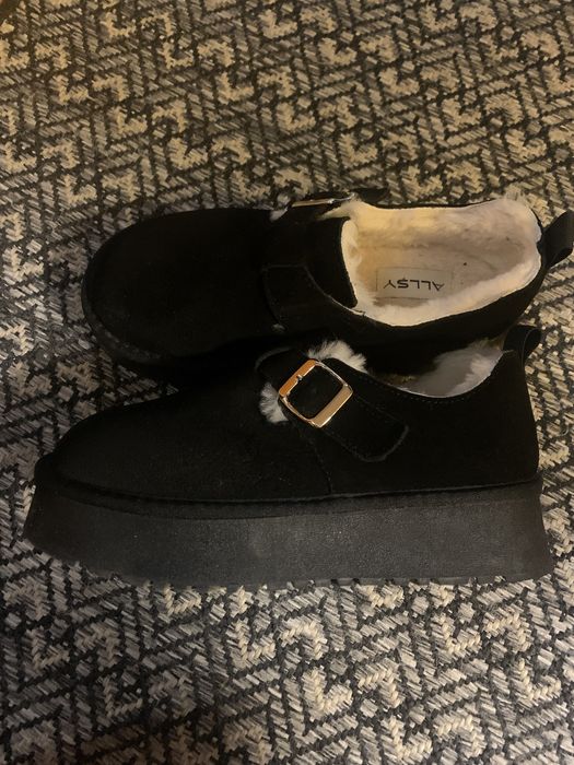 Зимові замшеві ботинки