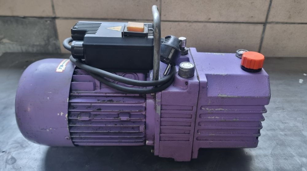 Вакуумная помпа Bologna Italy