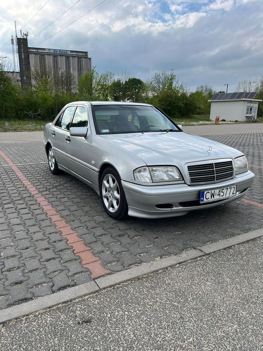 Mercedes-Benz Klasa C Mercedes-Benz Klasa C 200k Sport