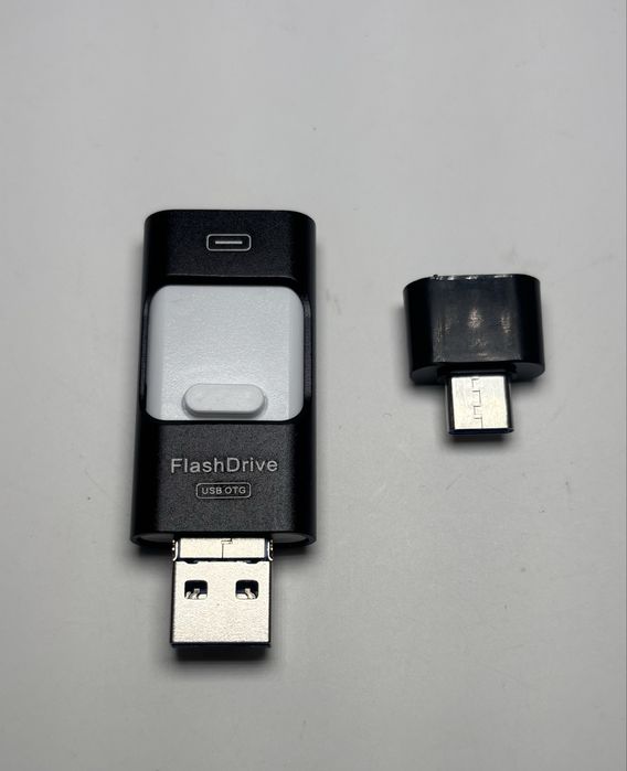 wielofunkcyjny pendrive (USB Flash Drive) 4 w 1