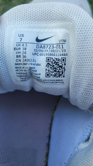 buty NIKE QUEST 4 Premium,  r.38, stan dobry, lekkie