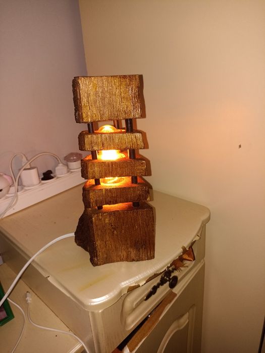 Лампа, нічник з деревяна