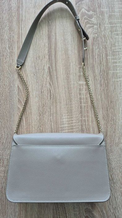 Жіноча шкіряна сумка furla
