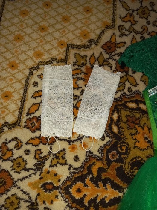 Святкова пишна сукня на дівчинку 5-7років