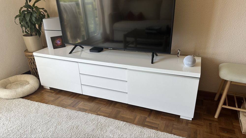Móvel de TV - IKEA BESTÅ