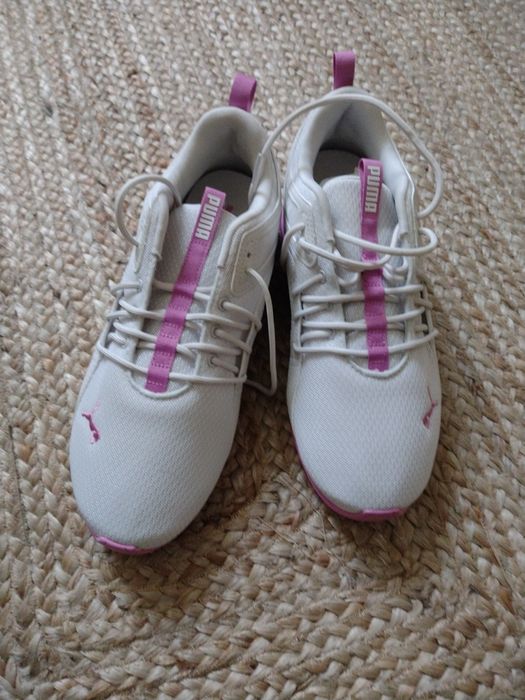 Obuwie treningowe damskie Puma Cell Mia rozm. 40, wkładka 25,5 cm.