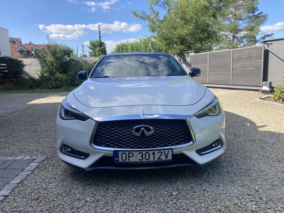 Infiniti Q60 305 KM RWD