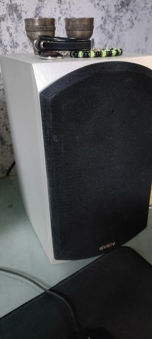 Продам колонки Sven BF 11 в отличном состоянии 18w x 2