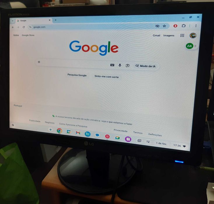 Monitor LG Flatron 22" LCD 1680x1050p 5ms Funcional