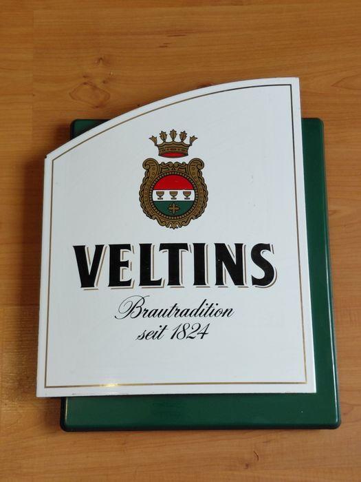 Painel publicitário  cerveja Veltins