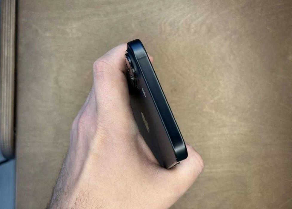 iPhone 16 Plus, 256 ГБ, SIM + eSIM