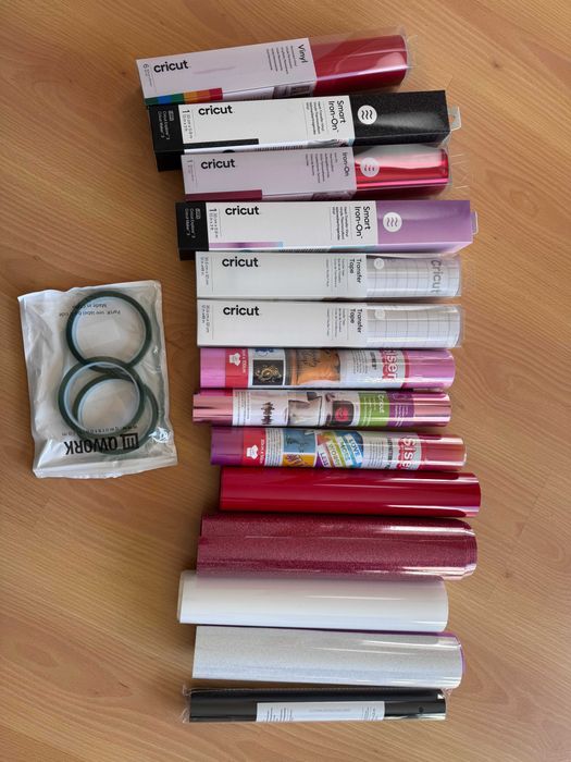 Cricut Maker 3 + acessórios e material