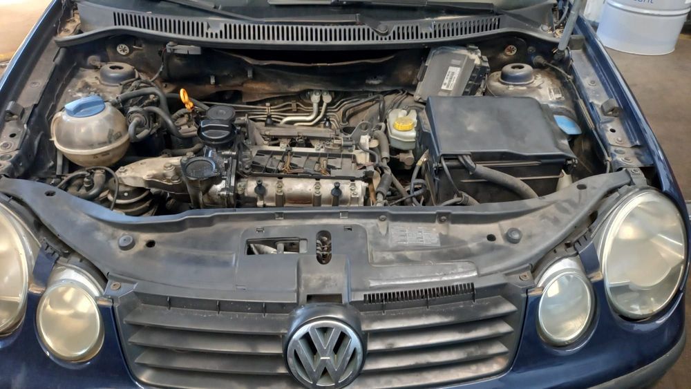 Tampa da mala VW Polo 9N 1.2 AZQ de 2002