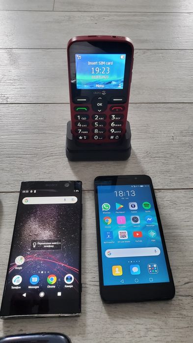 Мобільні телефони 11 шт. На запчастини або під відновлення.