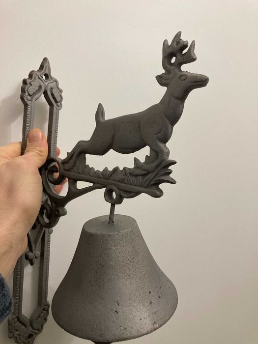 Metalowy dzwonek