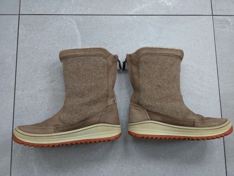 Ecco buty ocieplane zimowe za kostkę rozm. 36 skórzane śniegowce