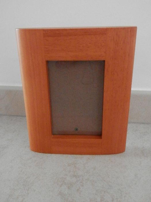 Moldura de madeira Gato Preto