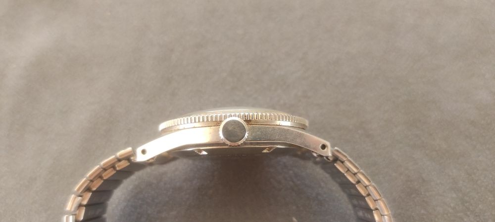 Relógio Jubille Diver 666