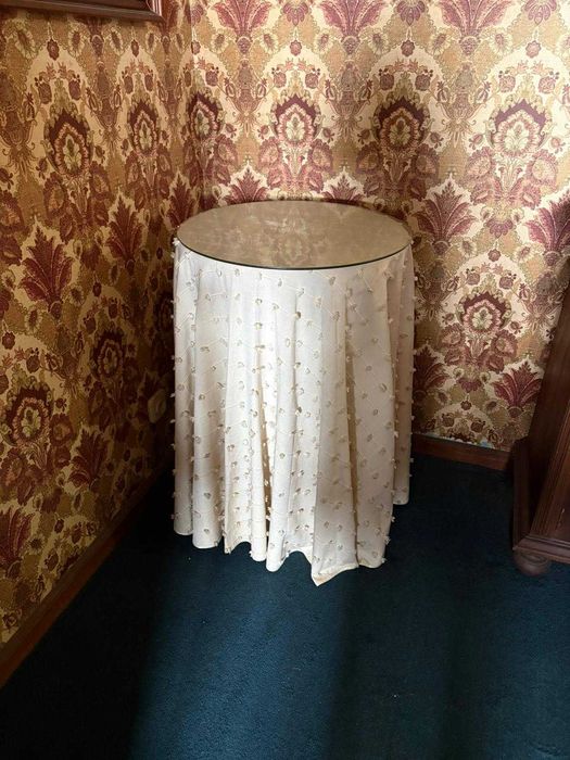 Mesinha Decorativa com Tampo em Vidro