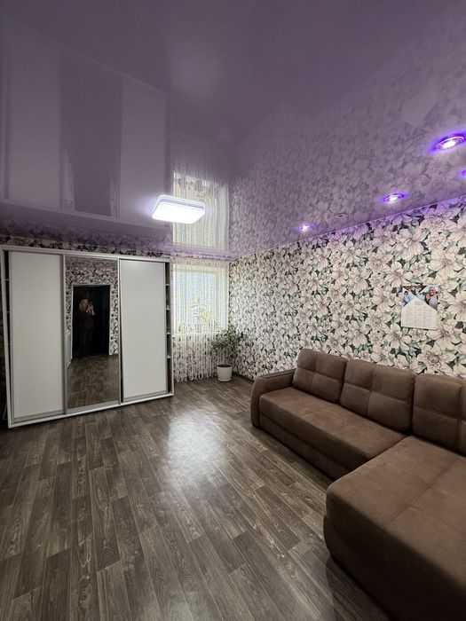 Продається будинок з 25 сотками землі