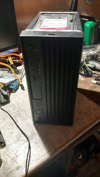 Komputer ddr4 g4560 mini itx