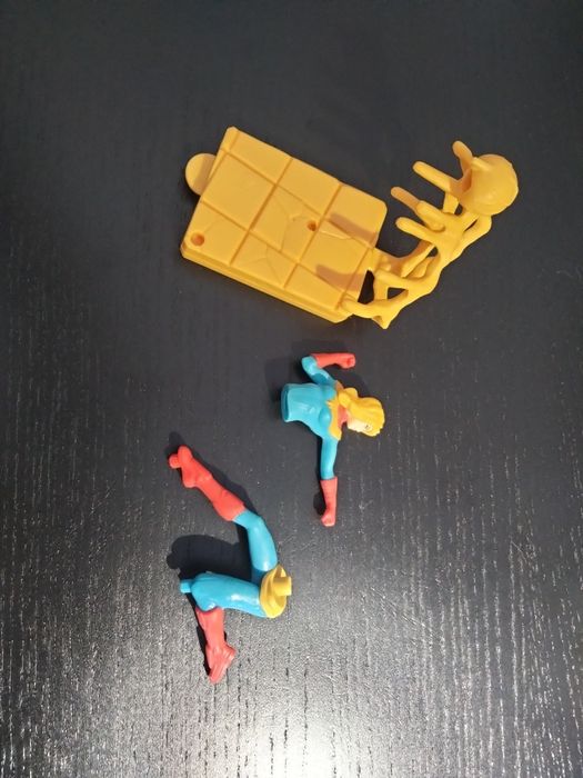 Figura de Ação 'Capitã Marvel' da Kinder