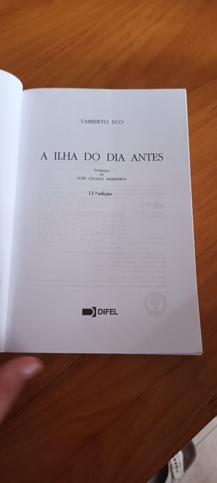 A ilha do dia antes, Umberto Eco