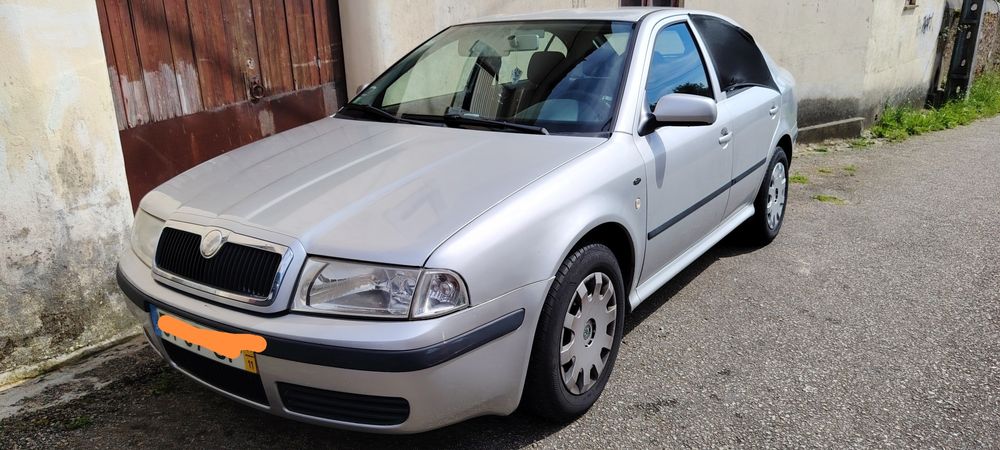 Skoda Octavia 1.6 gasolina+GPL