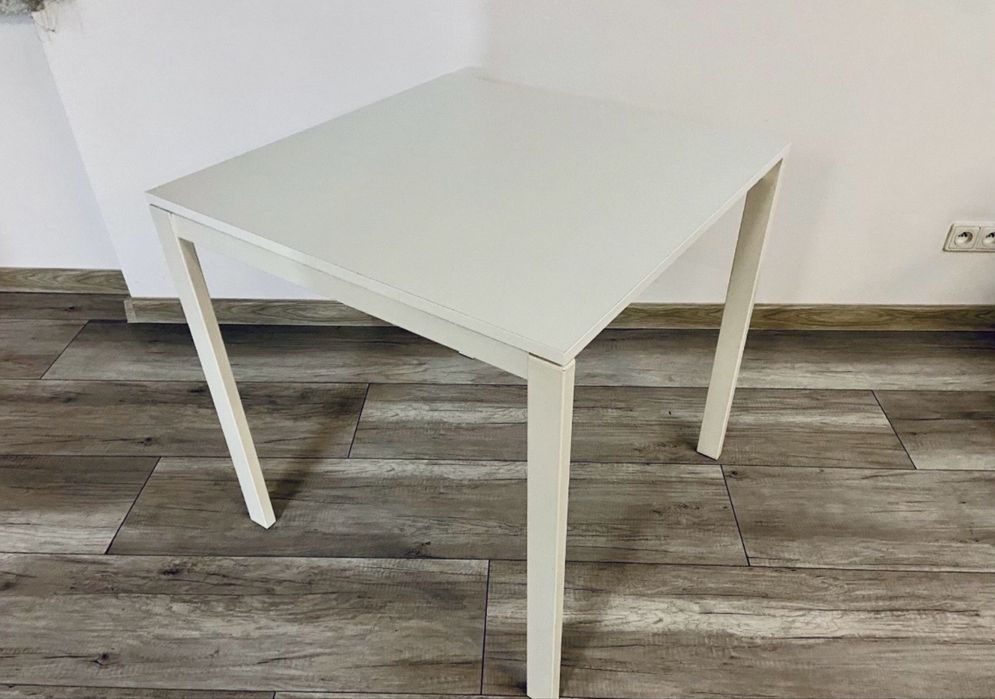 Stolik kawowy IKEA Linmnon/ melltrop/ Vihals  plus krzesla