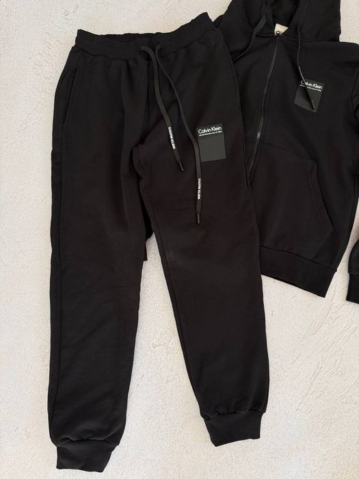 чоловічий Мужской Спортивний костюм  Calvin Klein