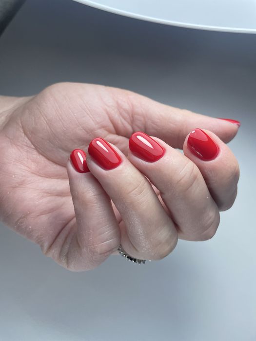 Manicure hybrydowy/żelowy