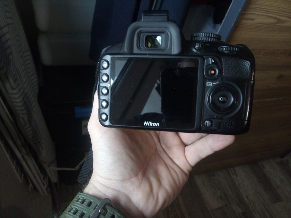 Nikon D3100 body