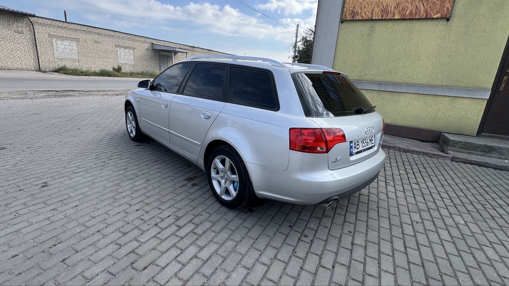 Продам AUDI  A4 B7