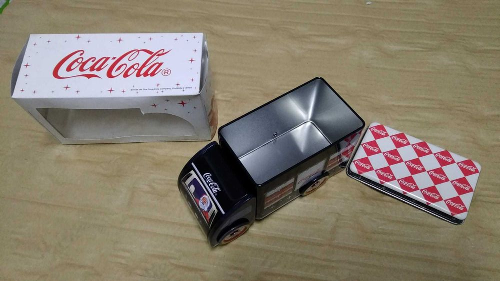 Carrinhos Coca Cola com Caixa