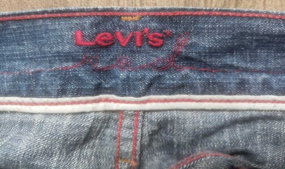 Мужские джинсы Levis Red 32/30